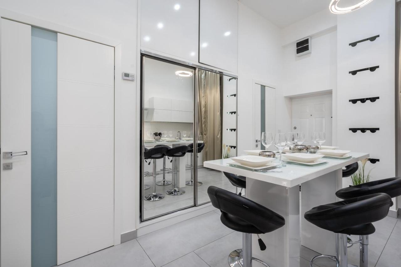 Opera Luxury Apartment With Free Parking Budapest Ngoại thất bức ảnh