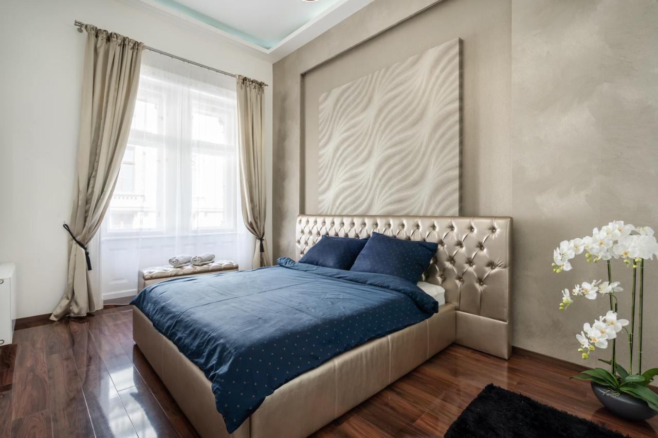 Opera Luxury Apartment With Free Parking Budapest Ngoại thất bức ảnh