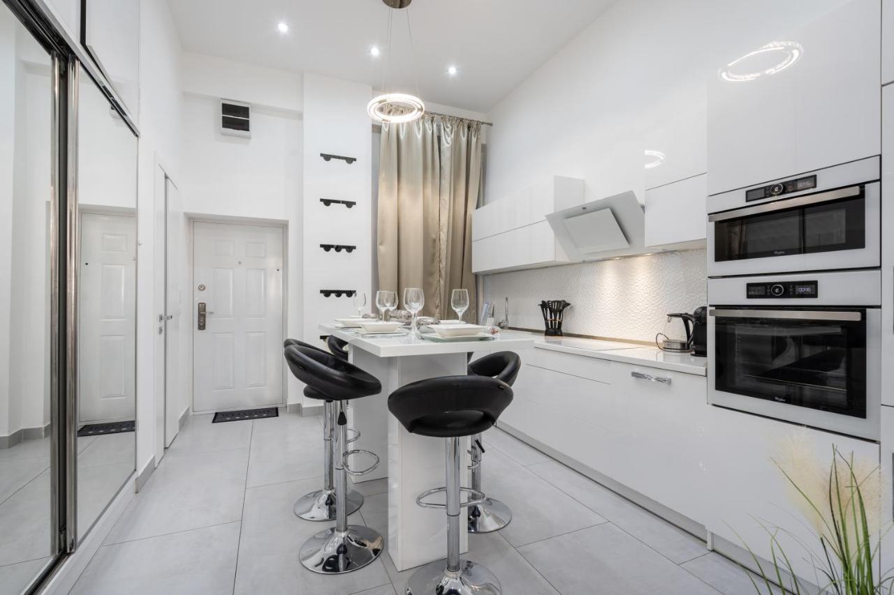 Opera Luxury Apartment With Free Parking Budapest Ngoại thất bức ảnh